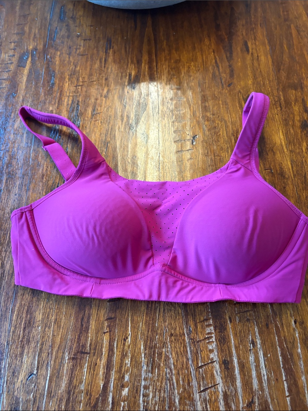 lululemon Sports Bra 36C Bright Fuchsia